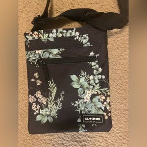 Dakine mini cloth cross body. NWOT